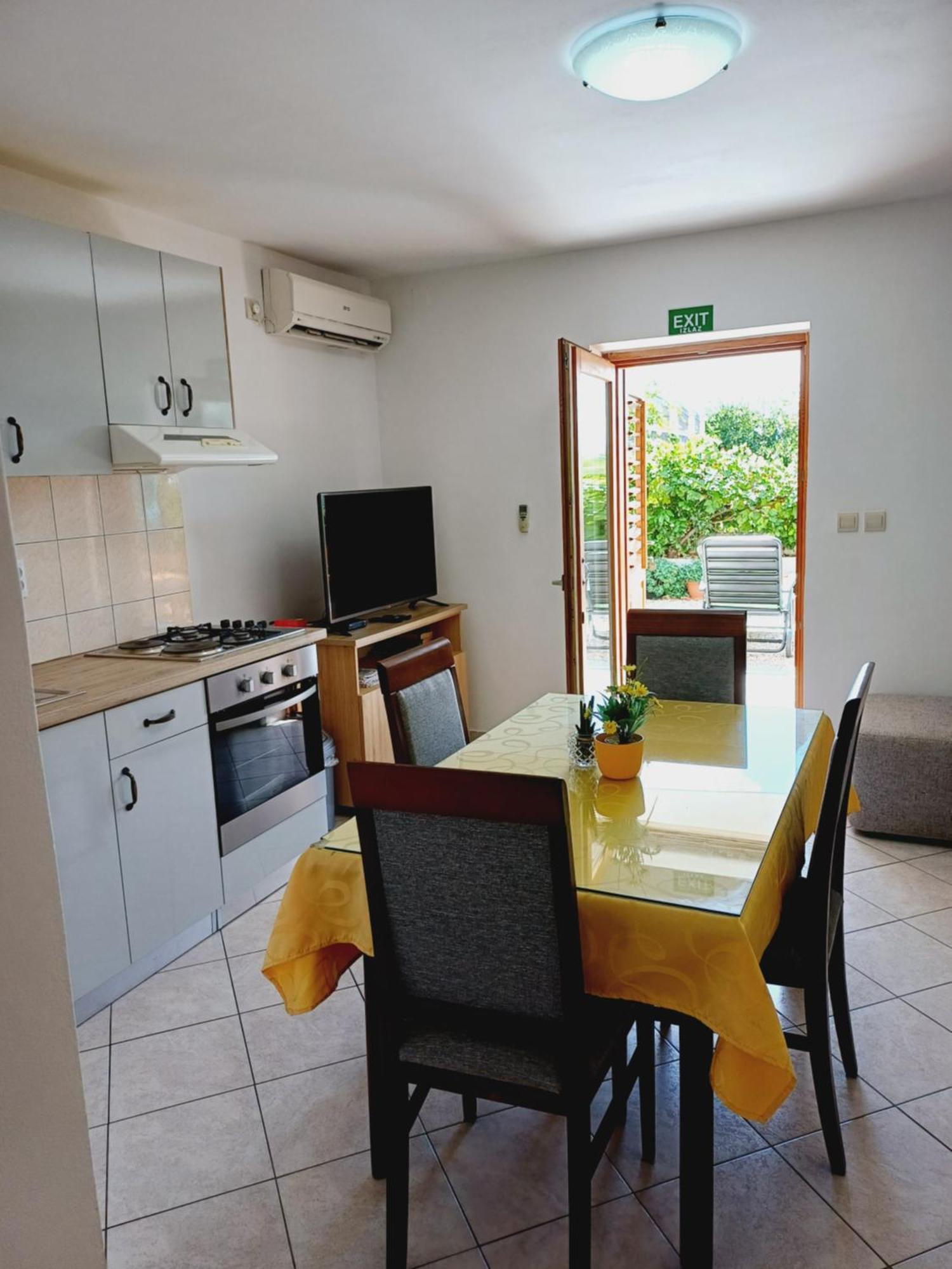 Apartments Jure Miljak Podstrana Dış mekan fotoğraf
